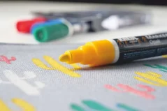 KREUL Set de markere pentru textile Opaque – MEDIUM – 5 buc