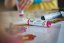 KREUL Set di colori per vetro MUCKI – 4 x 29 ml